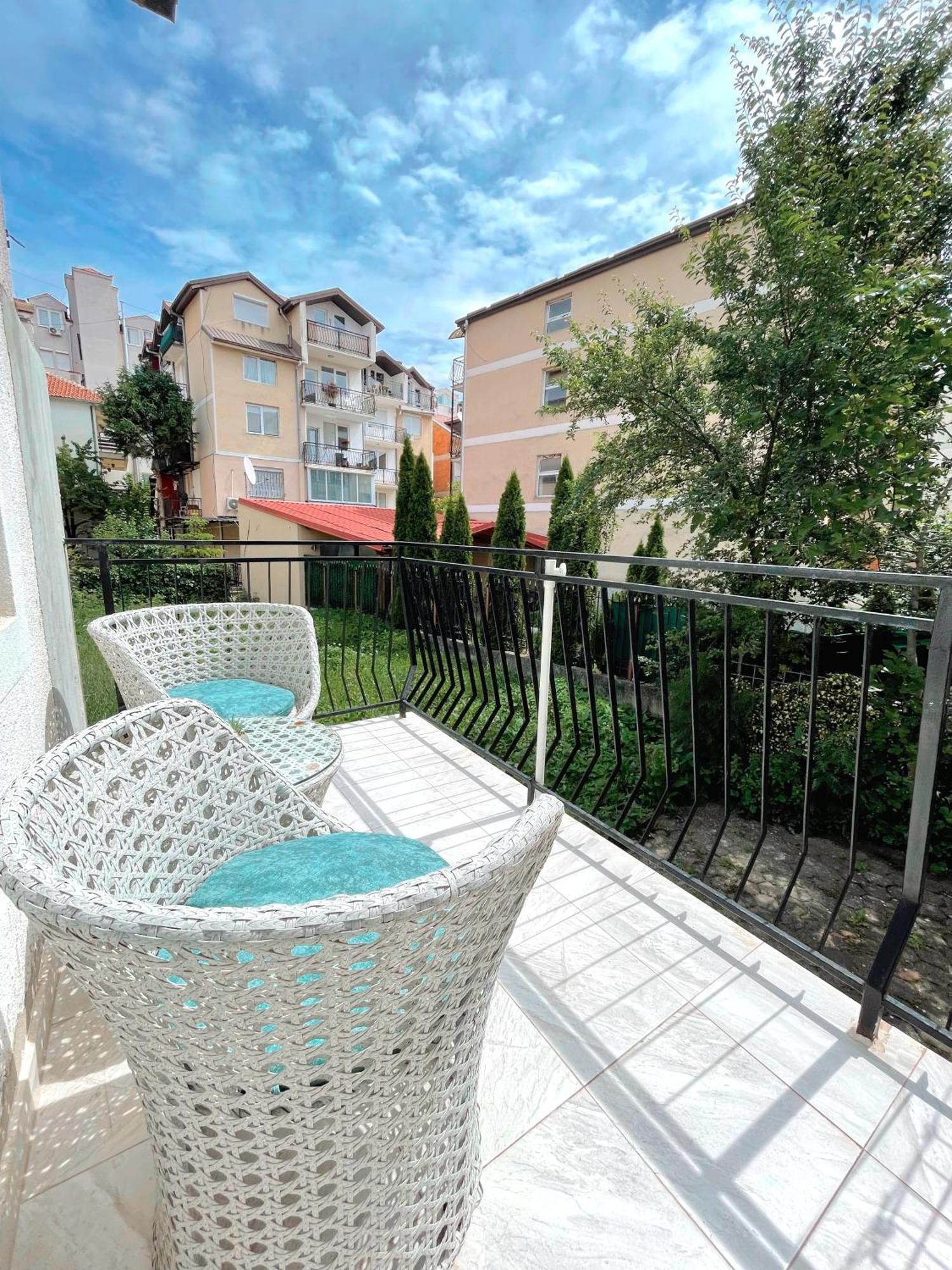 אוהריד Makedonka Apartments מראה חיצוני תמונה